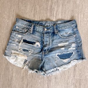 AE Vintage Hi-Rise Festival Jean shorts.